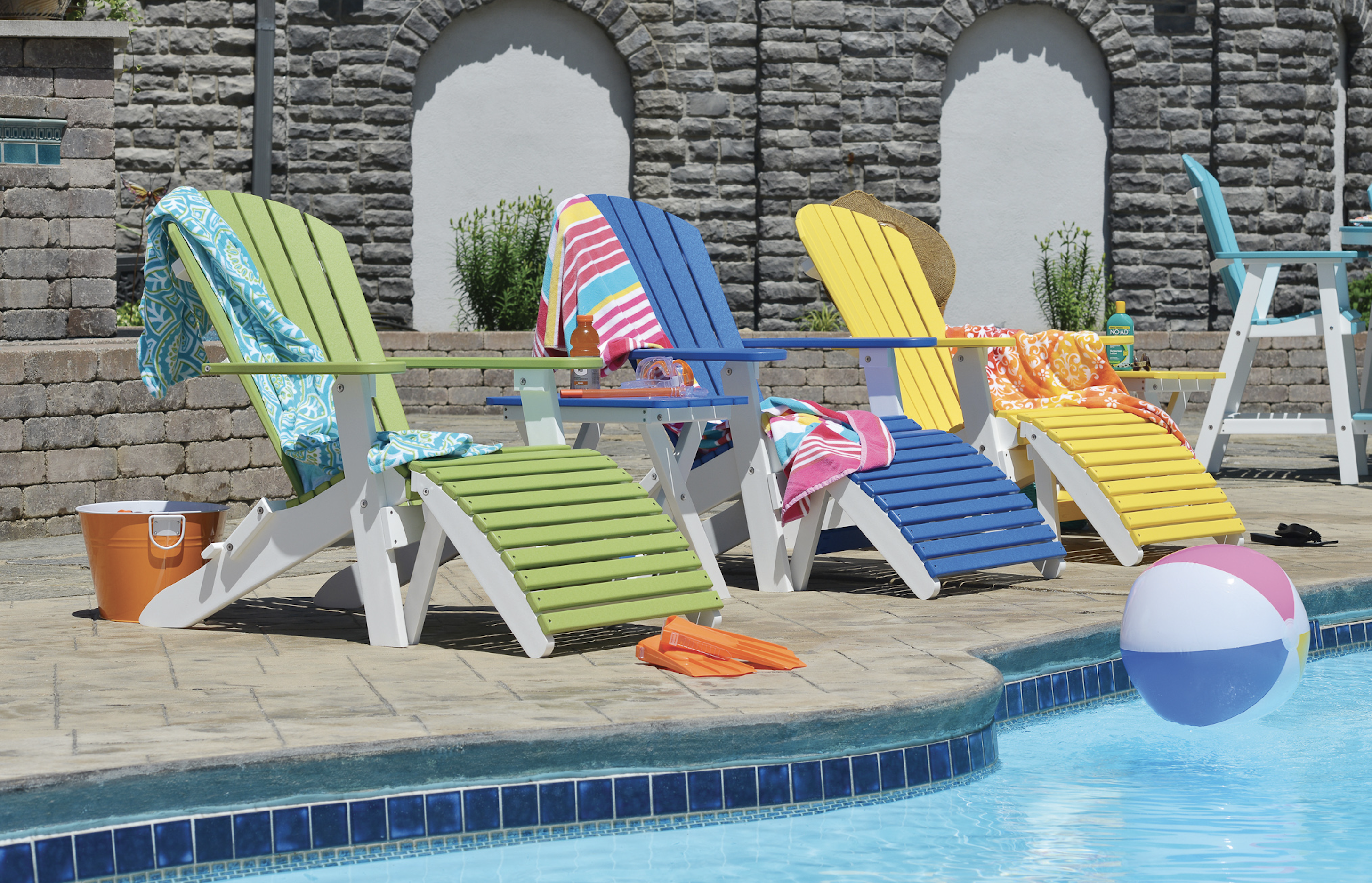 Poolside Comfort